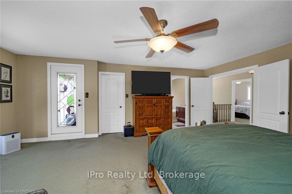 229 ACTON Boulevard photo 24