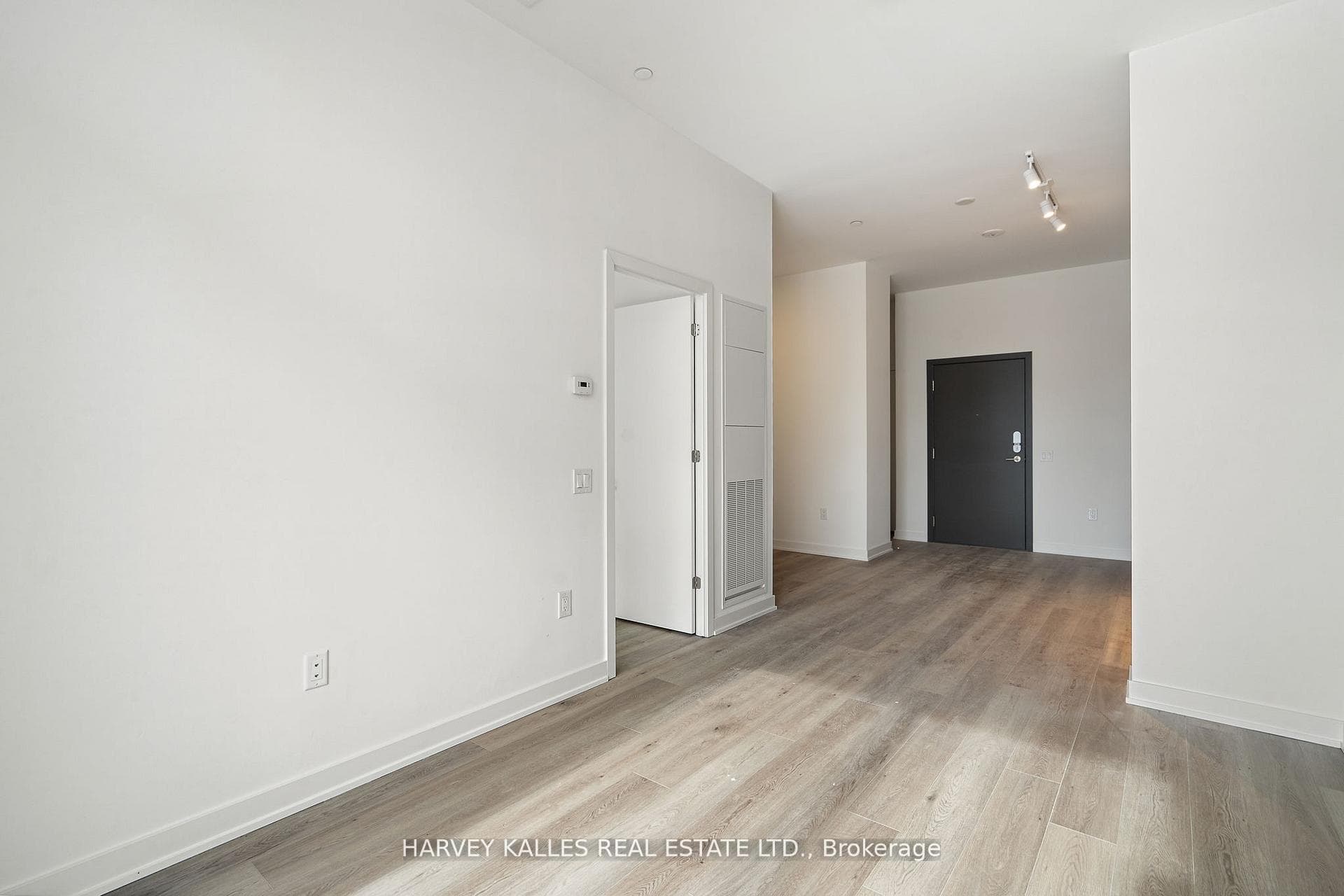 9 Tecumseth Street Unit 616 photo 8