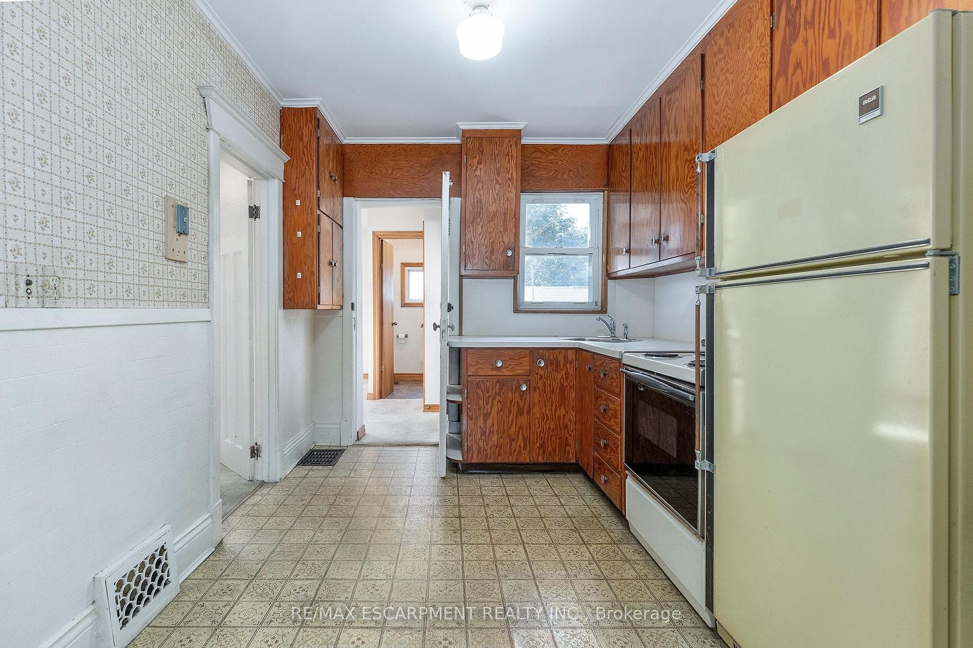 62 Alpine Avenue photo 15