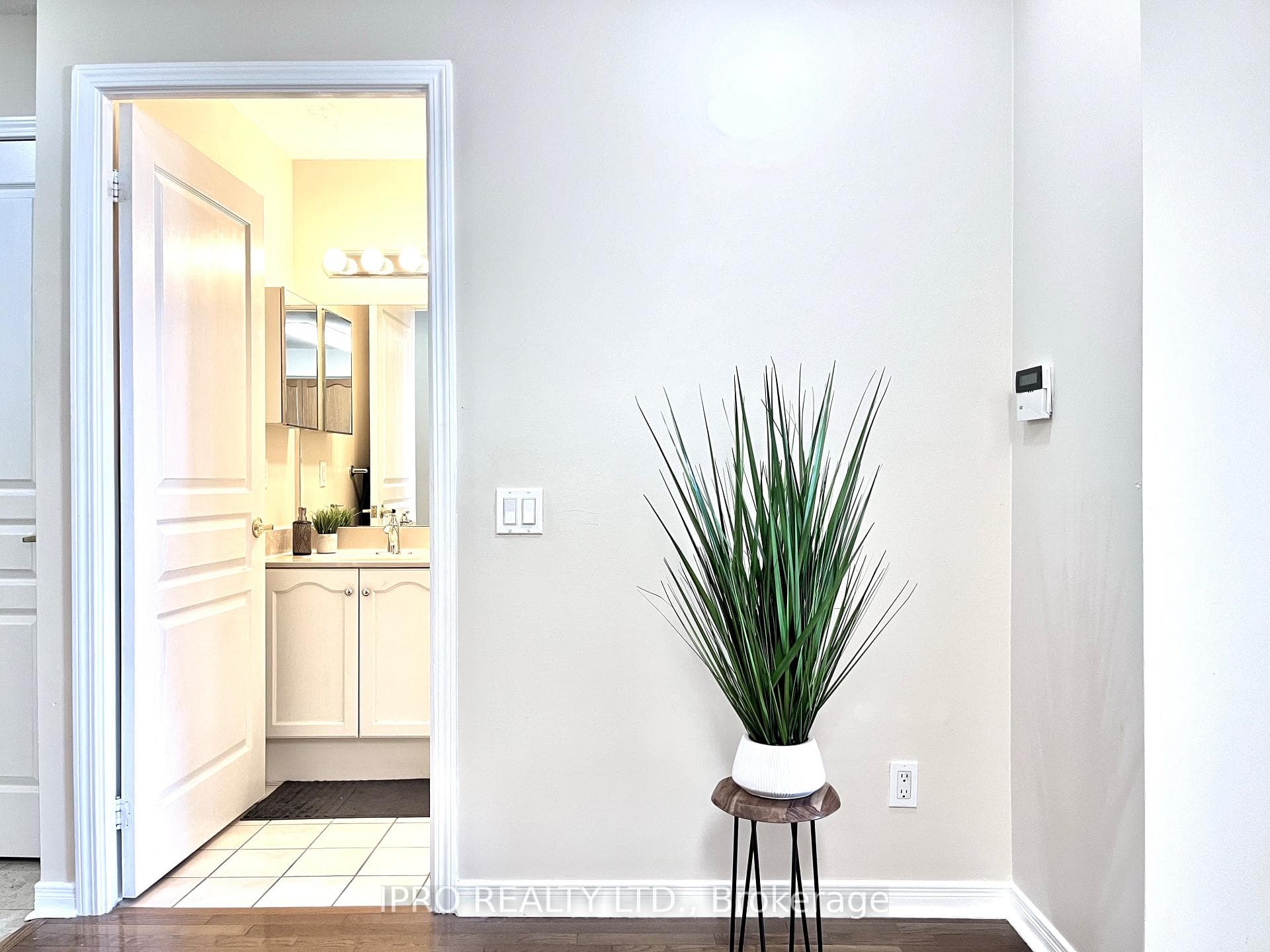 9 Northern Heights Drive Unit 1016 photo 4