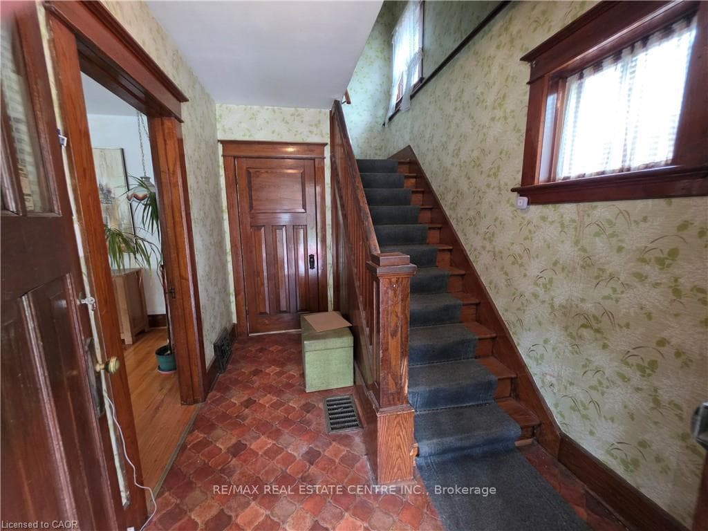 20 Fairview Avenue photo 20