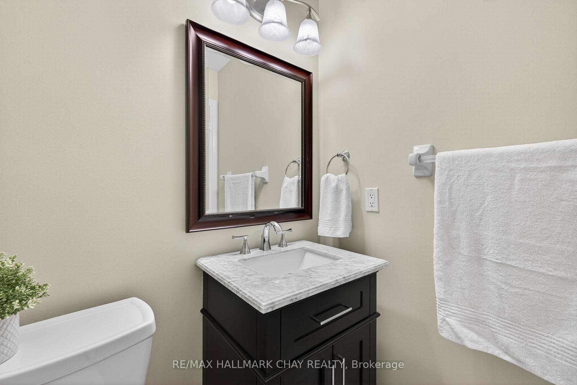 114 Sweetbriar Court photo 19