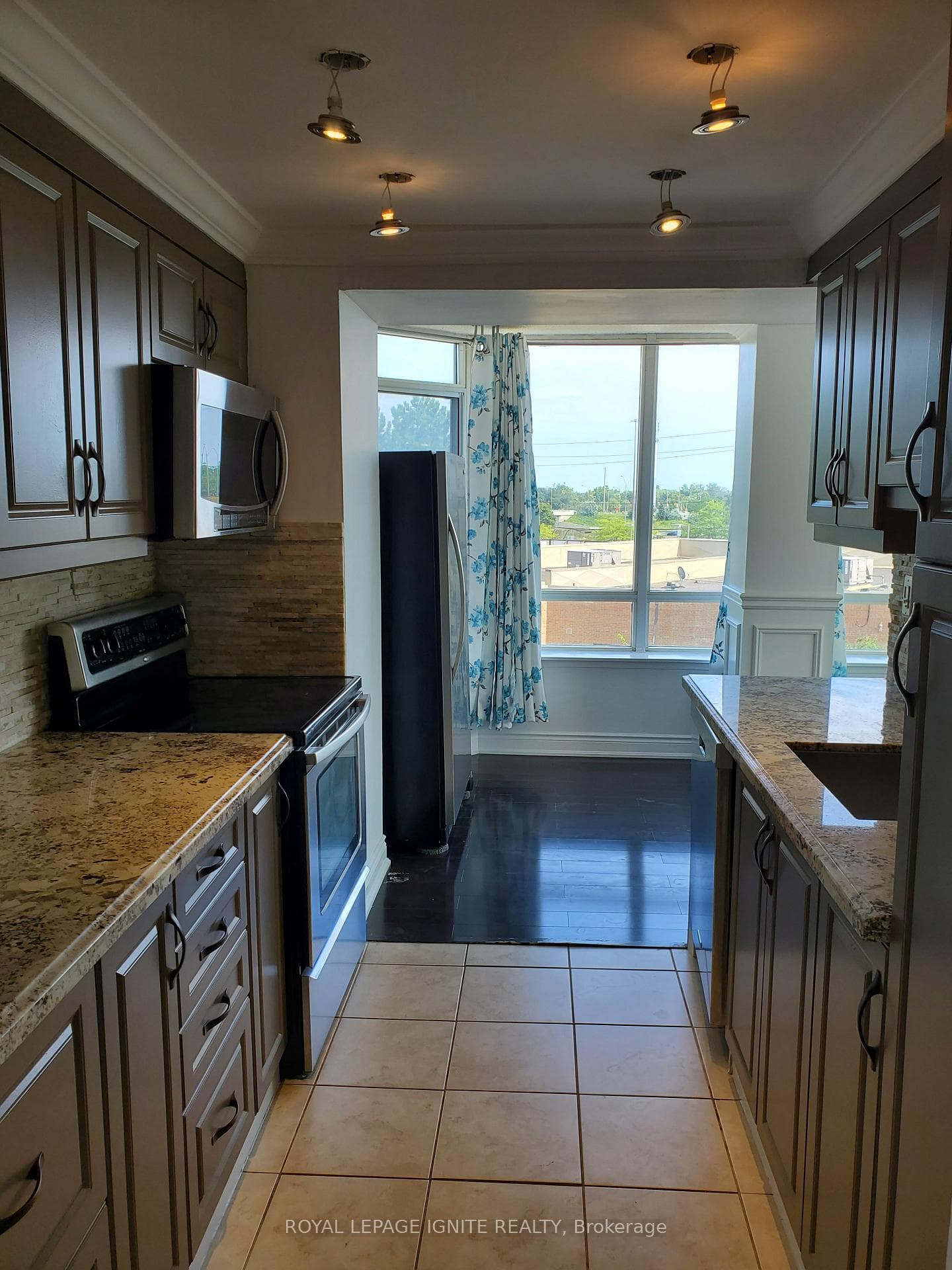 11753 Sheppard Avenue Unit 324 photo 26