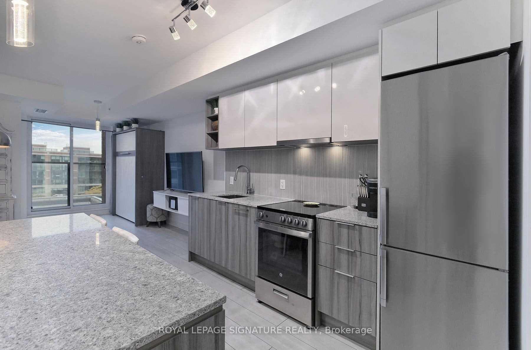 31 Tippett Road Unit 537 photo 7