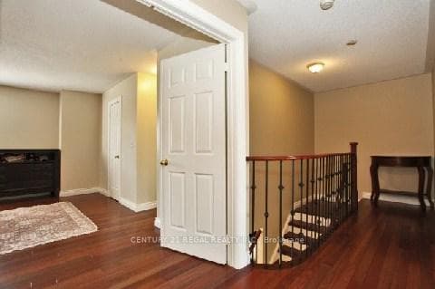 47 Babcock Crescent photo 13