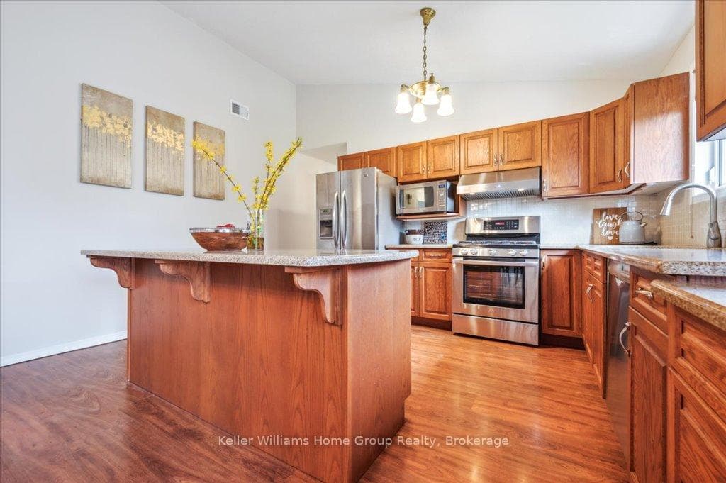 51 Nesbitt Street photo 9