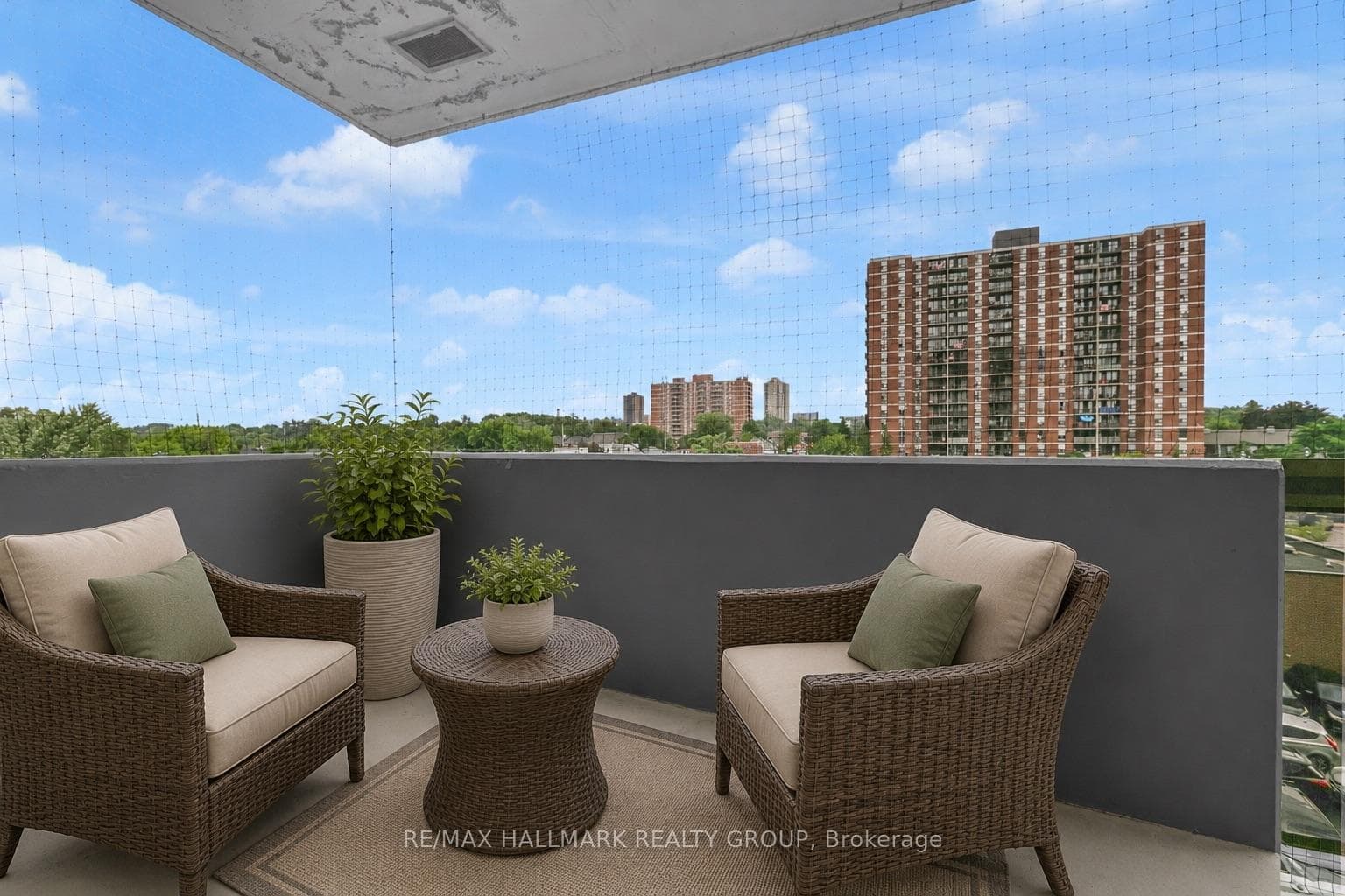 200 Lafontaine Avenue Unit 401 photo 24