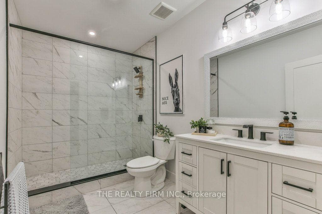FULL LOWER BATH