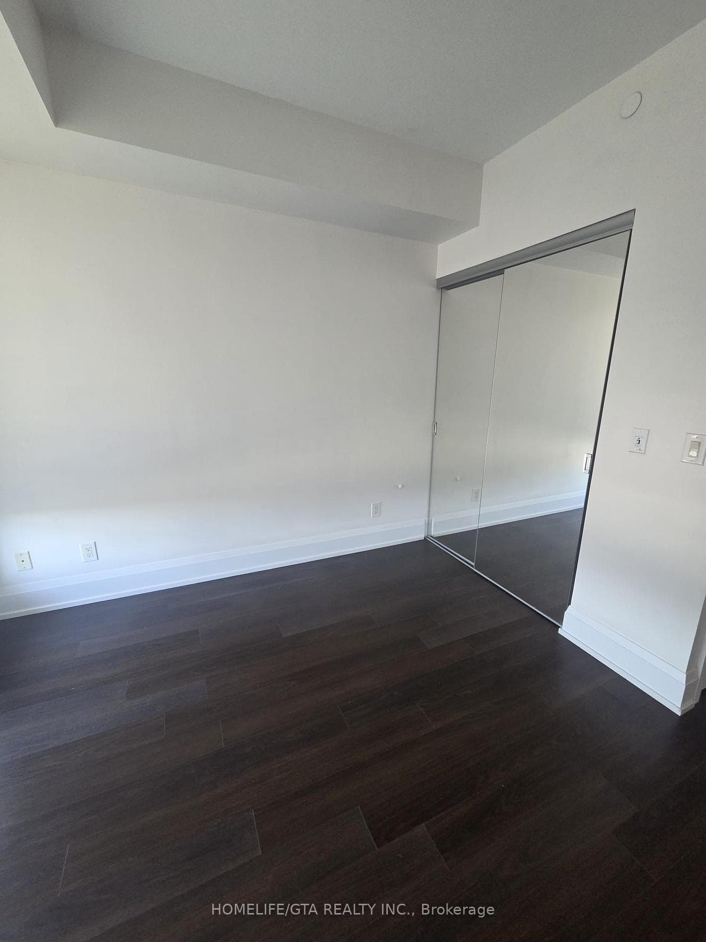 120 Harrison Garden Boulevard Unit 428 photo 9