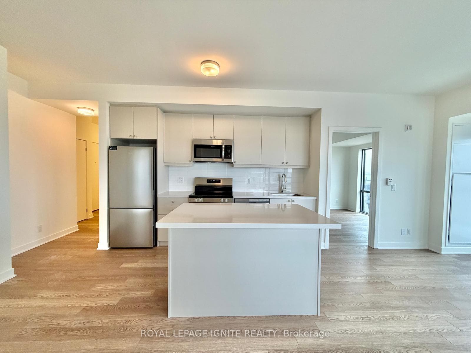 51 Clarington Boulevard Unit 507 photo 9