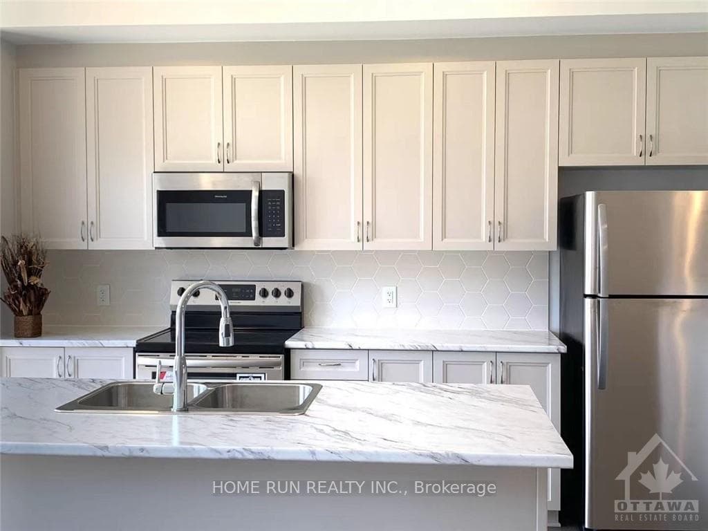 108 NATARE Place photo 5