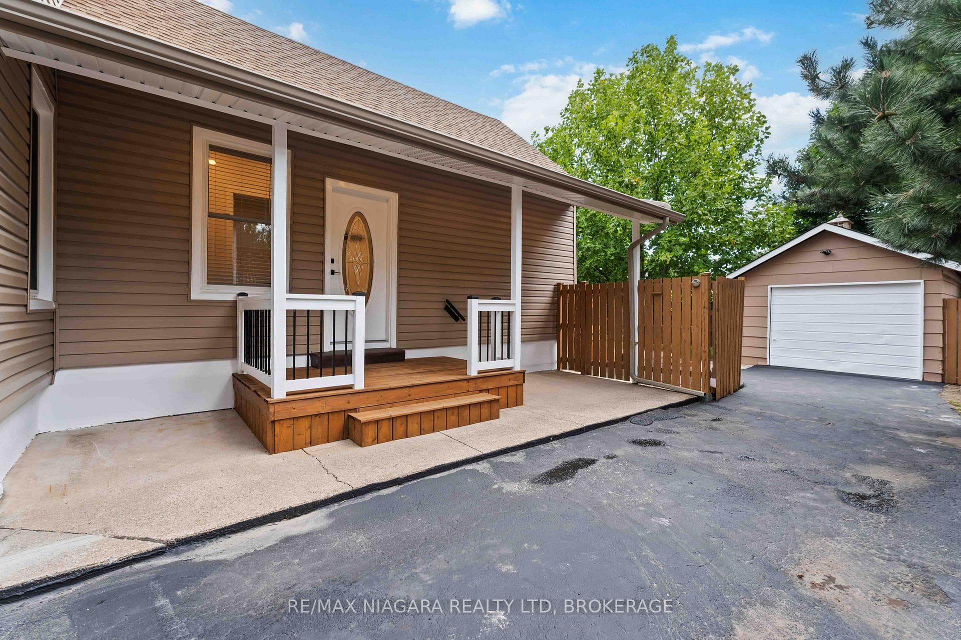 4367 Ontario Street photo 27