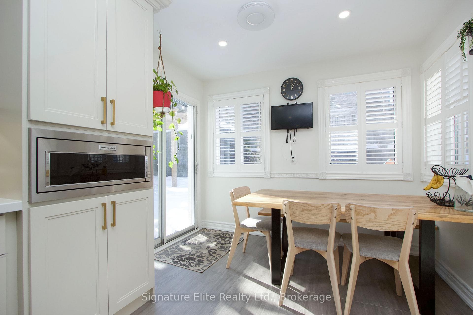 1669 Dellbrook Avenue Unit Upper photo 13