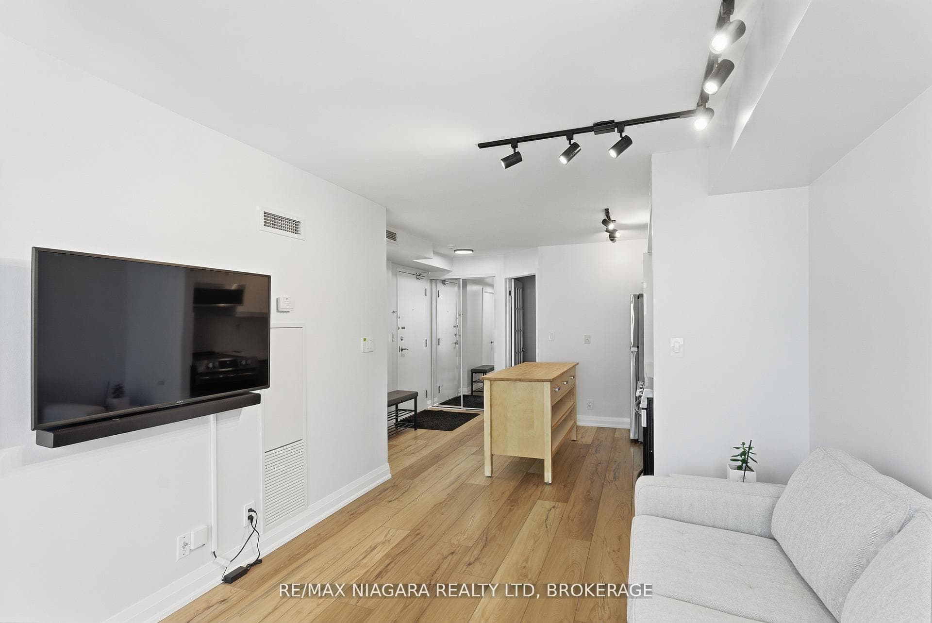 600 Fleet Street Unit 1601 photo 12