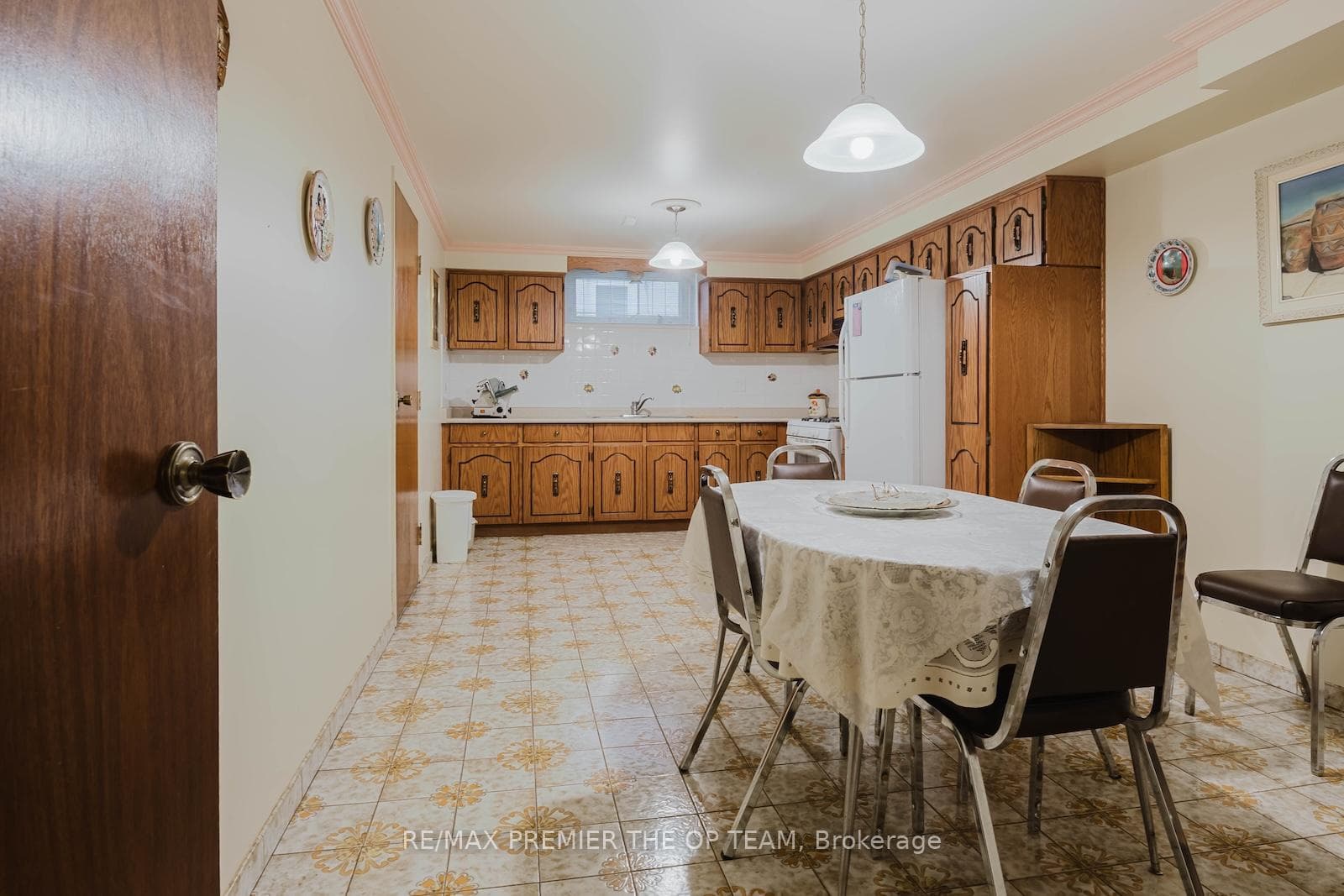 142 Gracefield Avenue photo 36