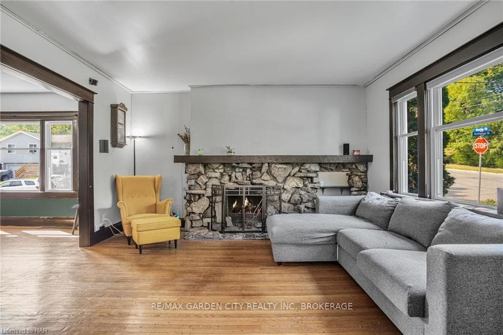 42 Bertie Street photo 5