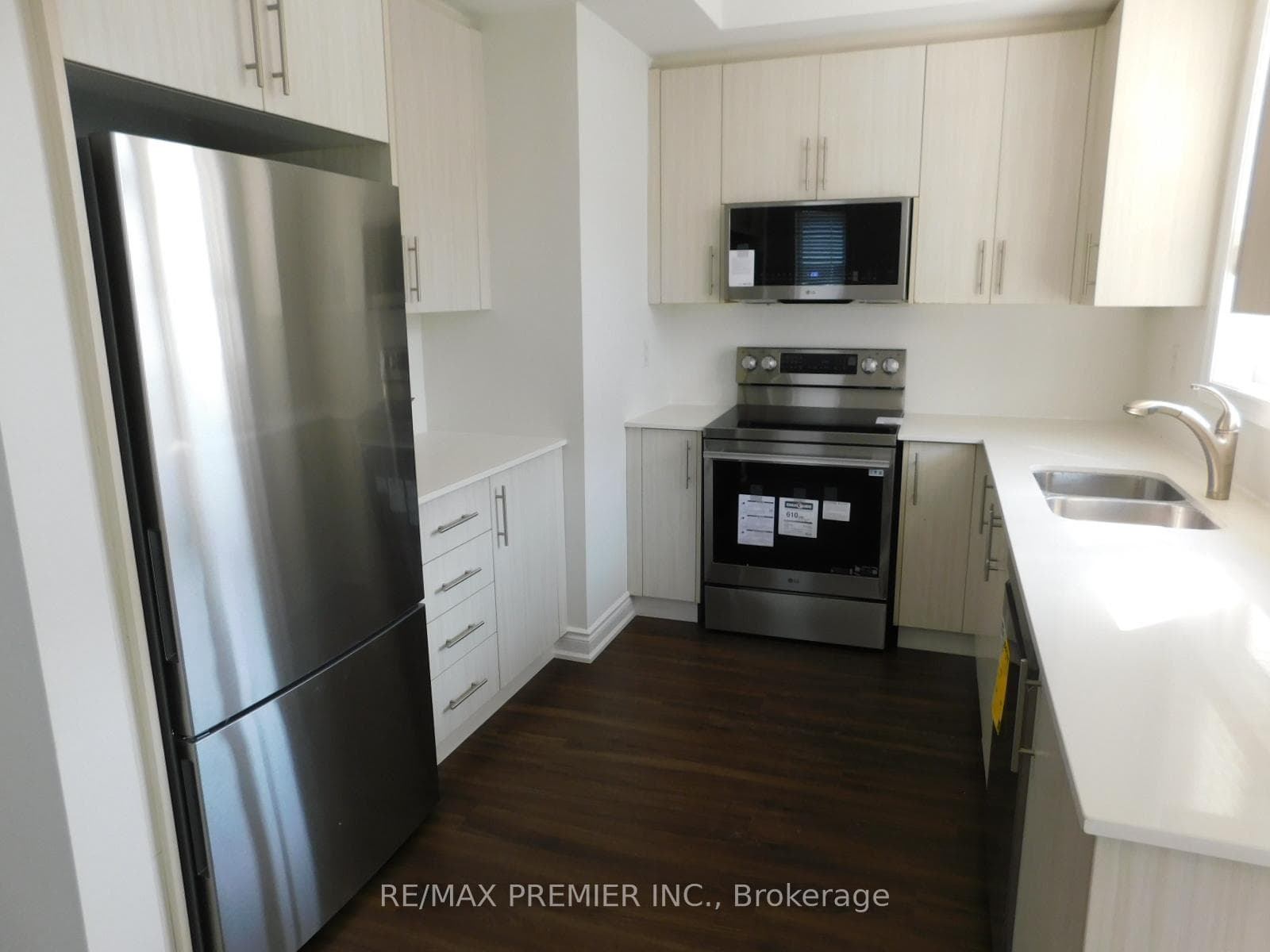 105 Kayla Crescent Unit 20 photo 8