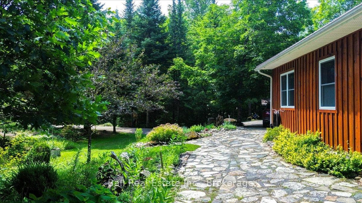 240 Stringer Drive photo 11
