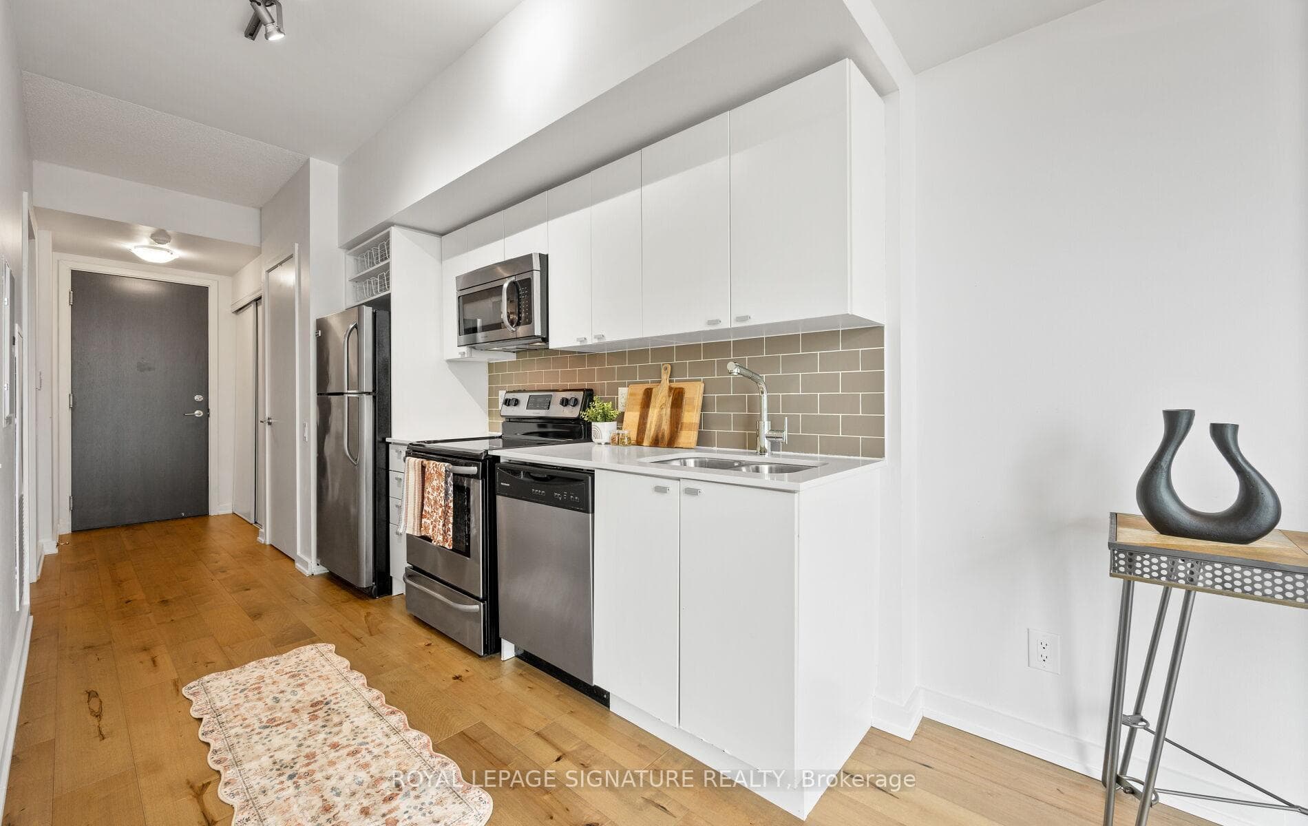 Modern Kitchen