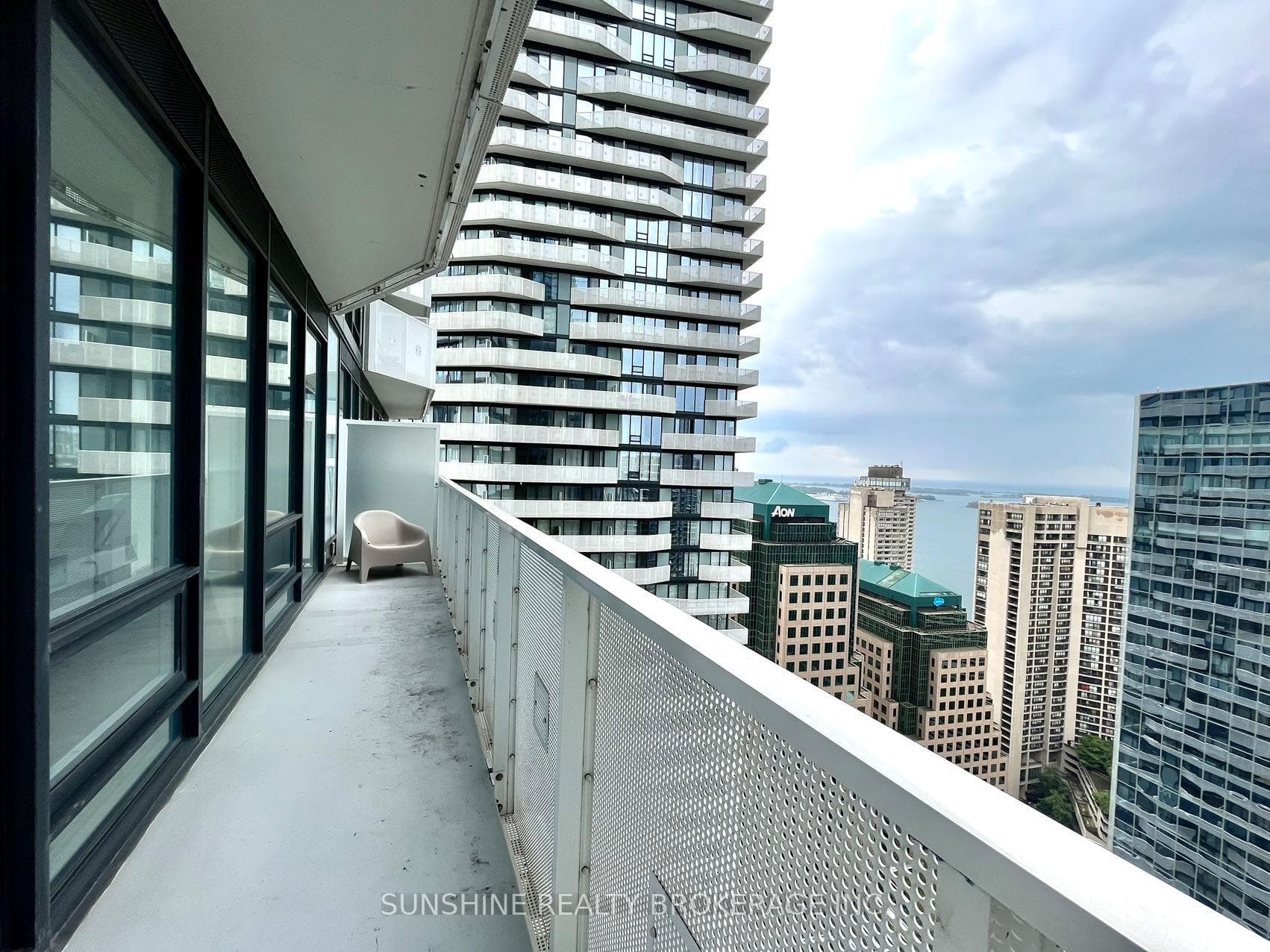 100 Harbour Street Unit 3810 photo 40