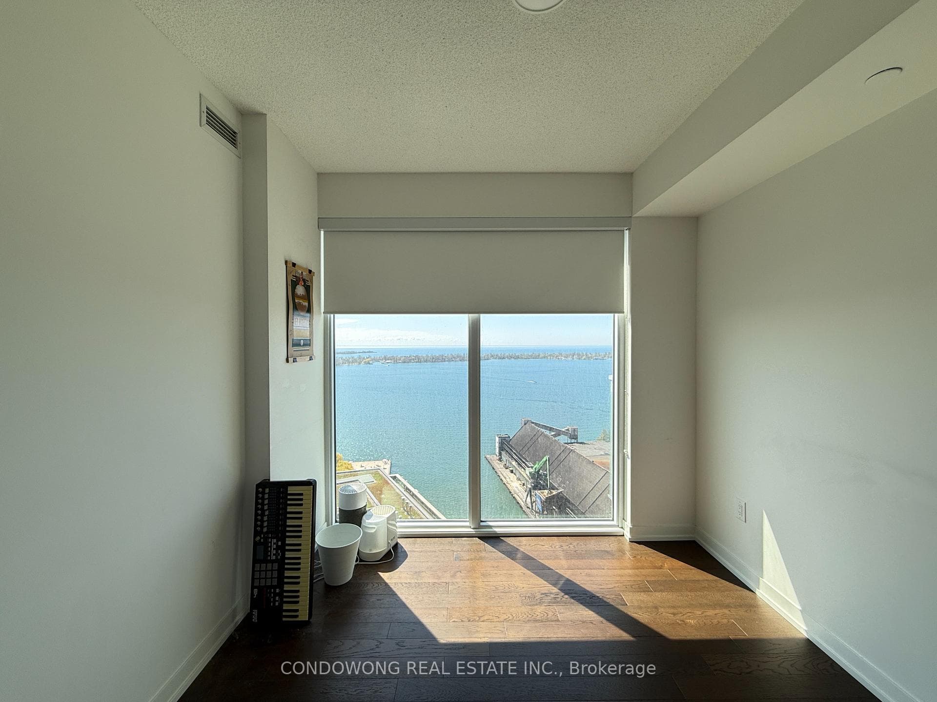 15 Lower Jarvis Street Unit 2703 photo 6