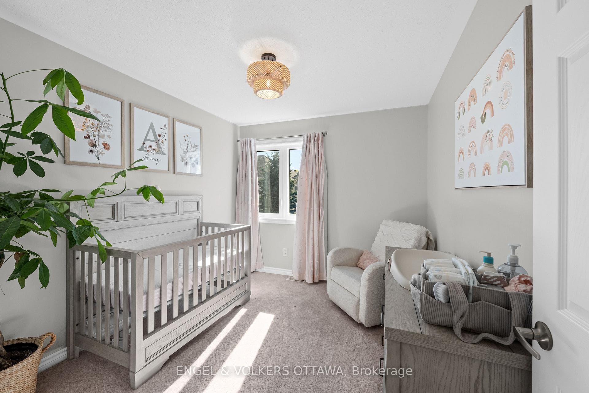 416 Vendevale Avenue photo 22