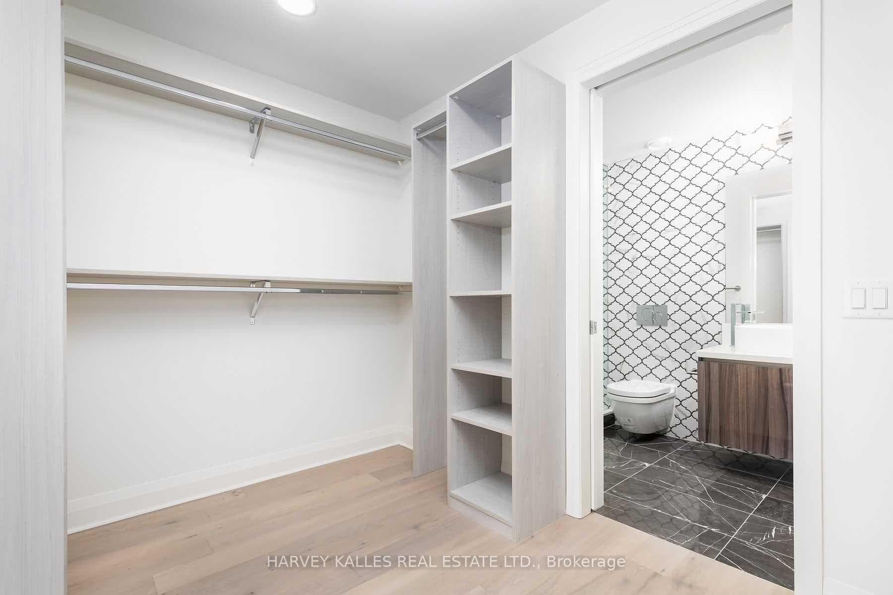 151 Avenue Road Unit 406 photo 12