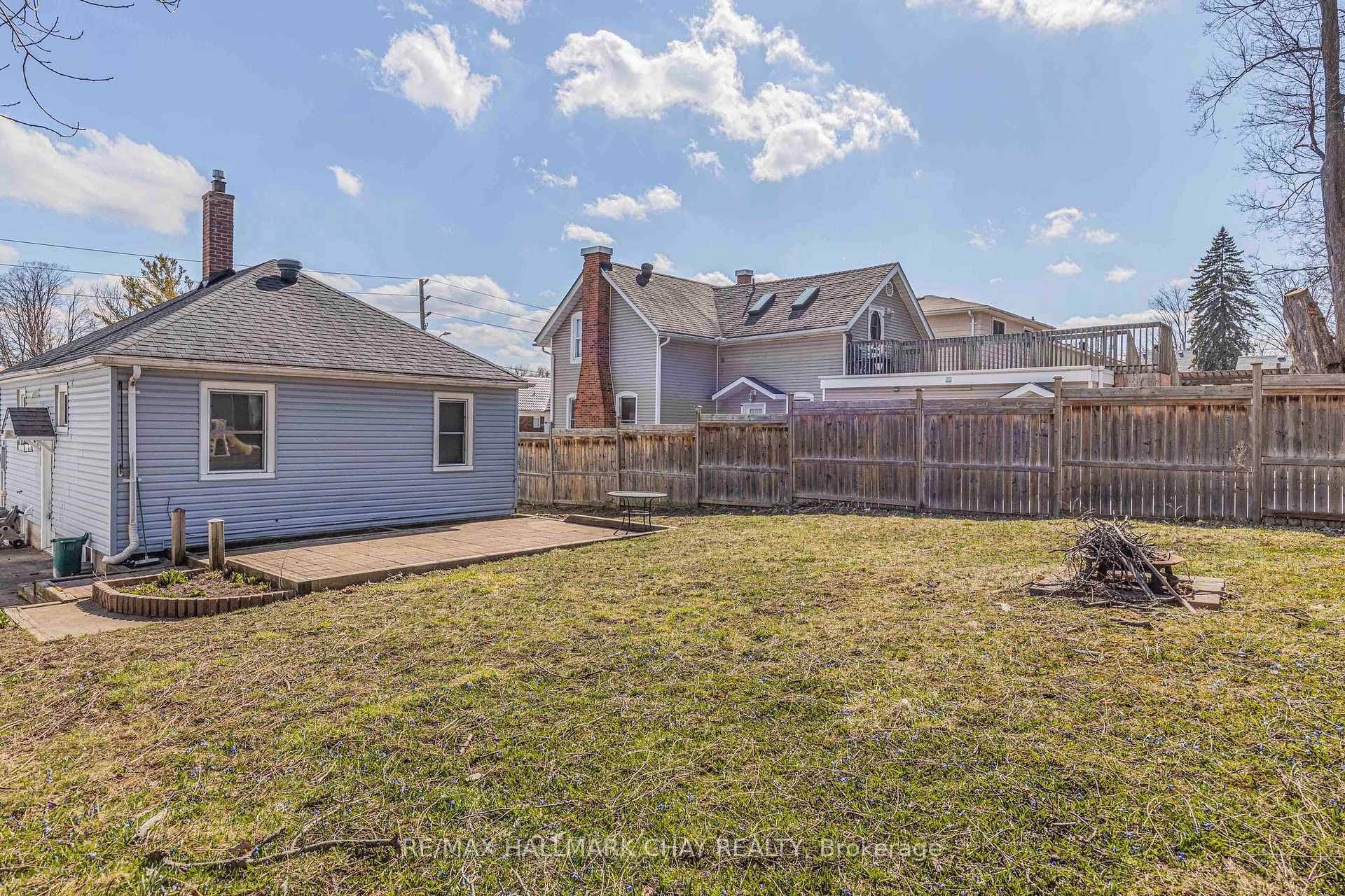 48 Grove St E, Barrie