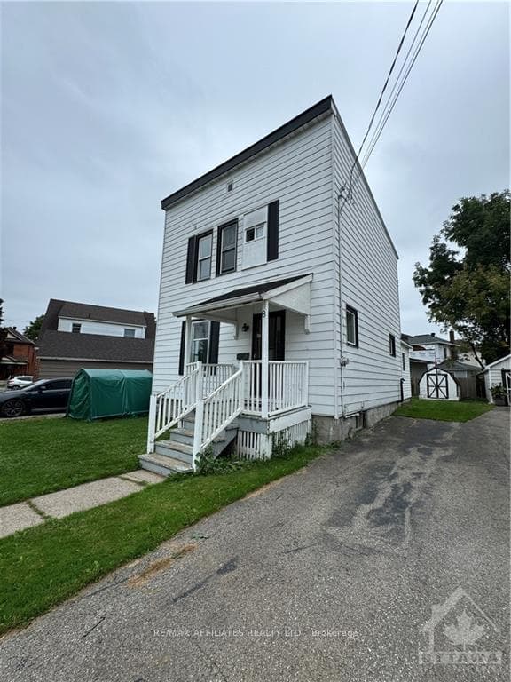 8 WINNIFRED Street photo 26