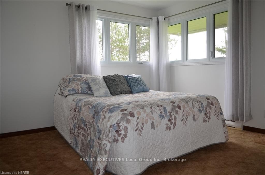 492 MCCARTHY Street photo 14
