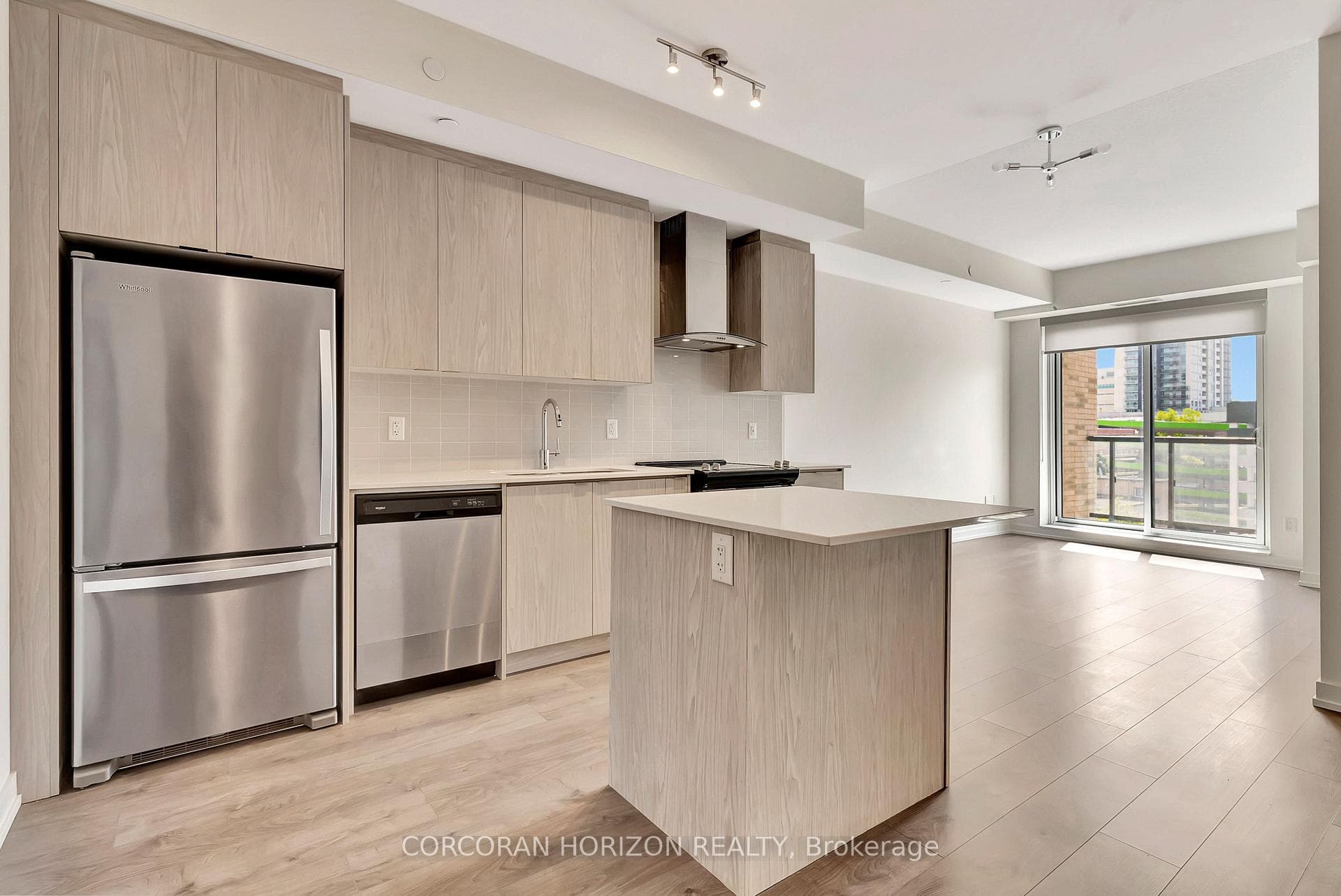 55 Duke Street Unit 410 photo 10