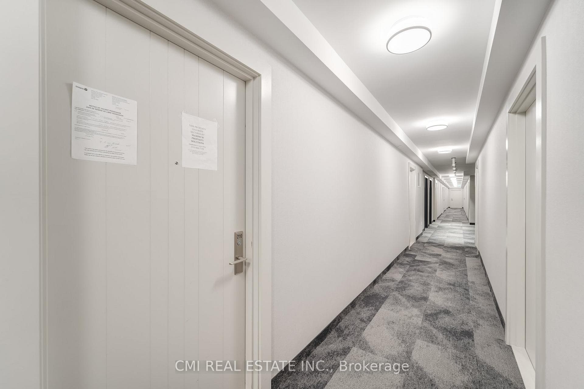 2550 Simcoe Street Unit 2110 photo 9