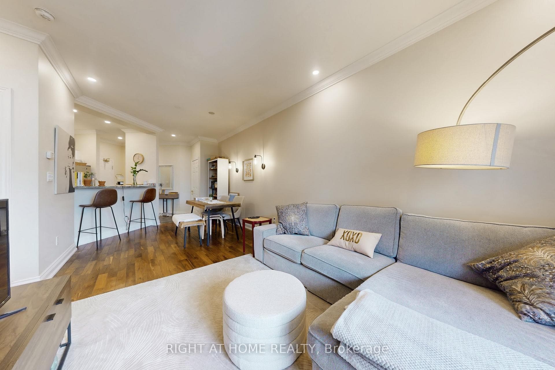 1 Leaside Park Drive Unit 308 photo 7