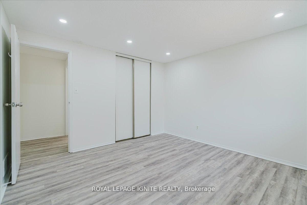 1389 Palmetto Drive photo 18