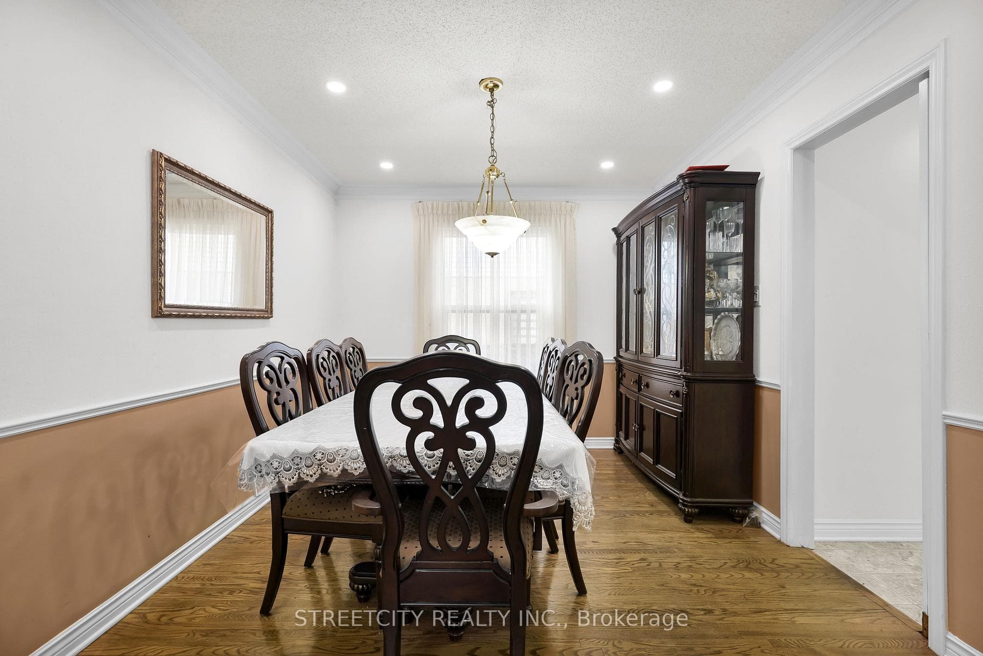 713 Guildwood Boulevard photo 21
