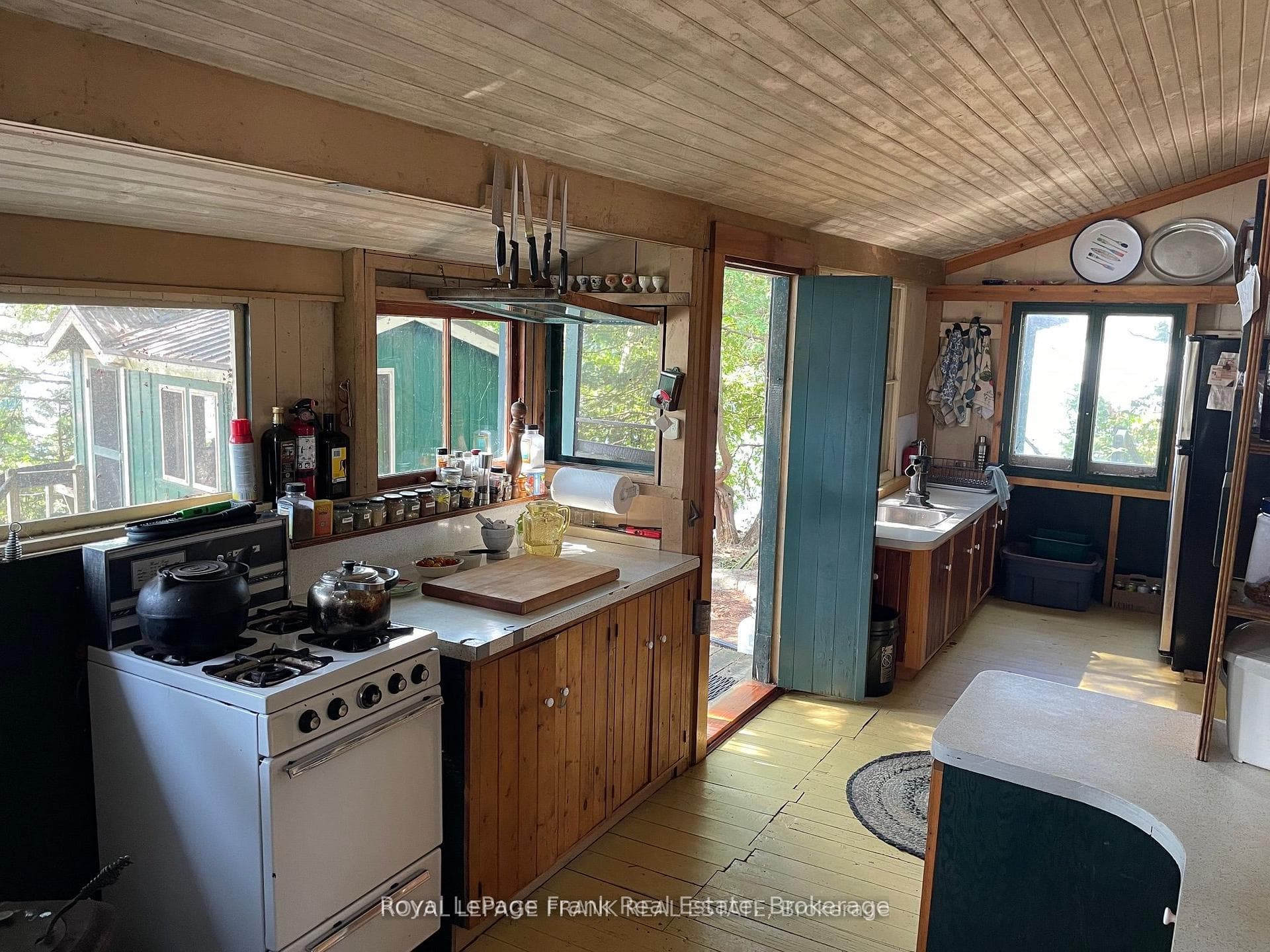 422 Island 11A N/A photo 15