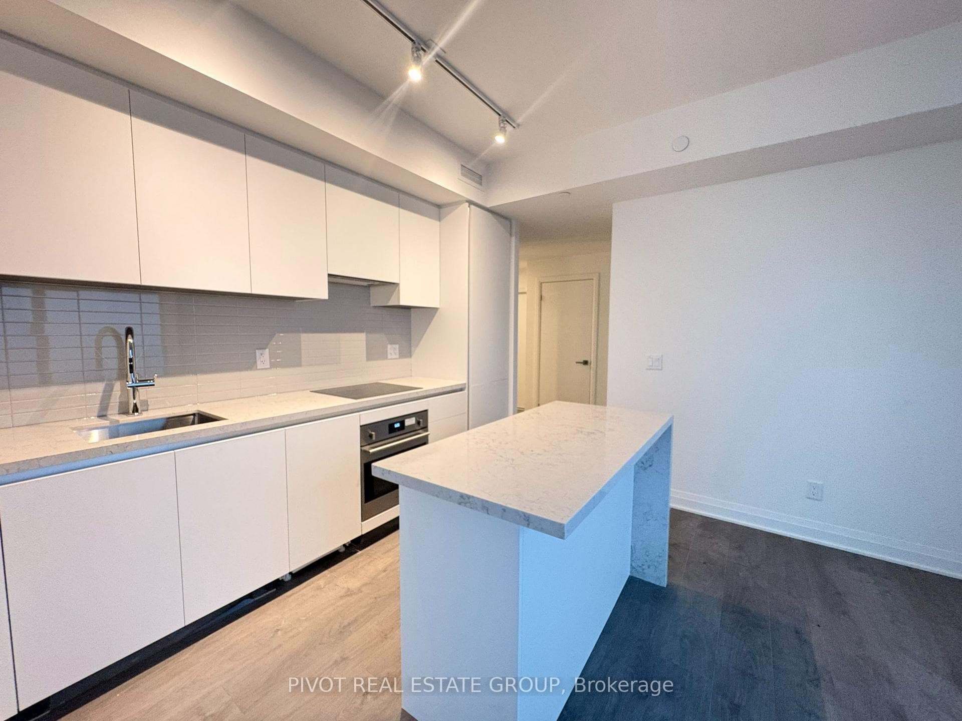 4015 The Exchange N/A Unit 1104 photo 4