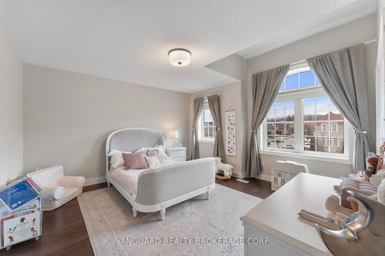 611 Davos Road photo 34