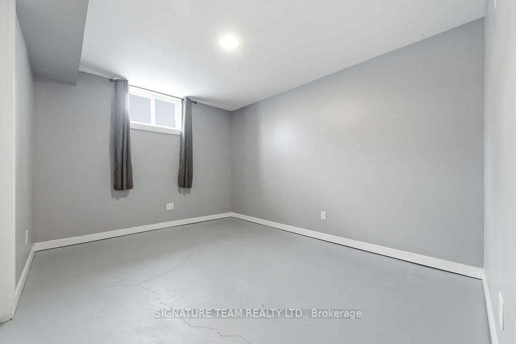 607 Airport Road photo 40