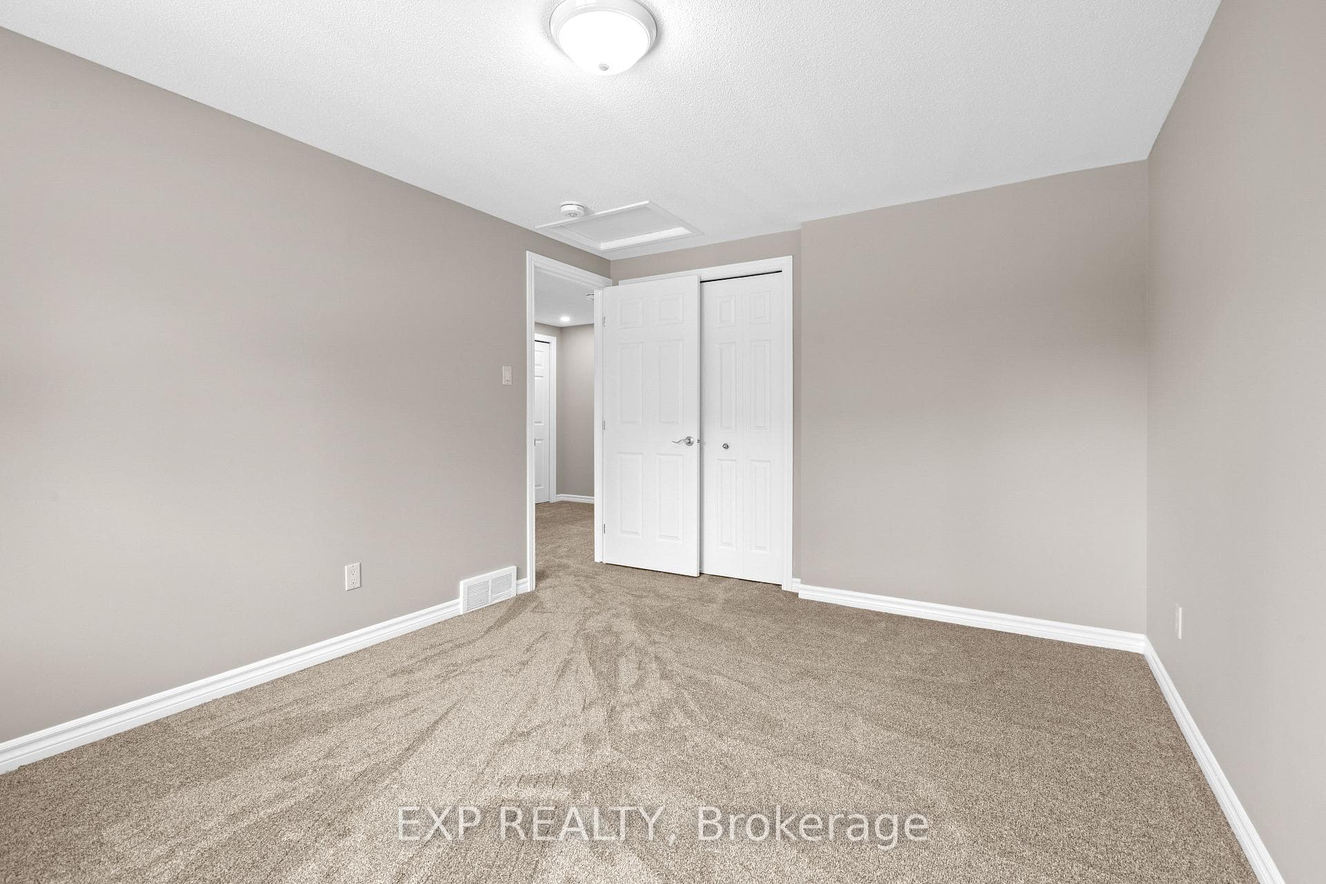 869 Maryland Avenue photo 23