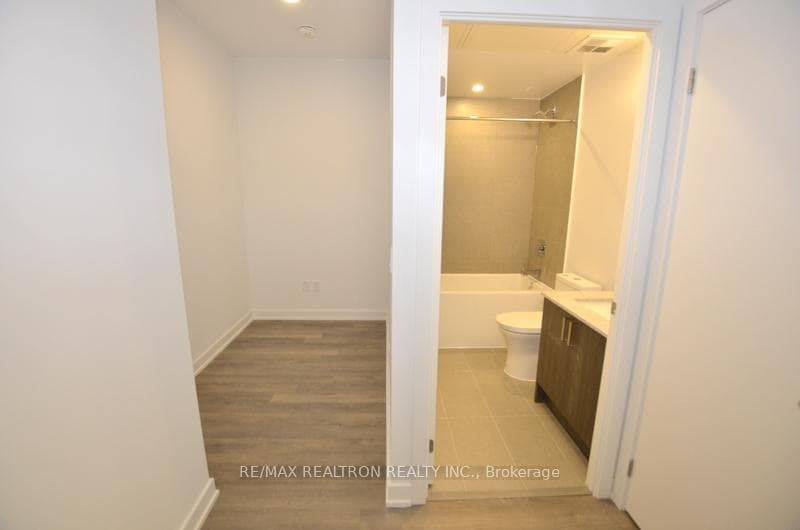 1 Cardiff Road Unit 503 photo 7