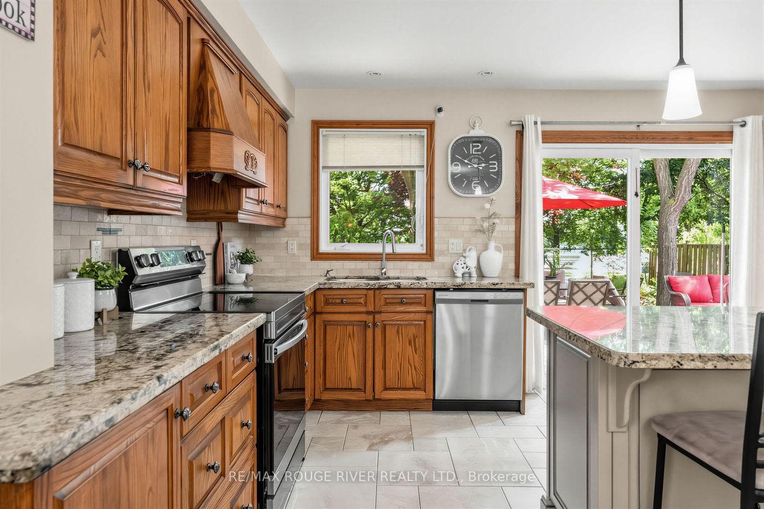 36 Nimrod Crescent photo 11