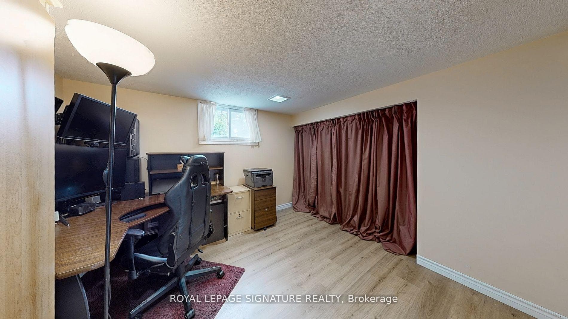 48 Acorn Avenue photo 20