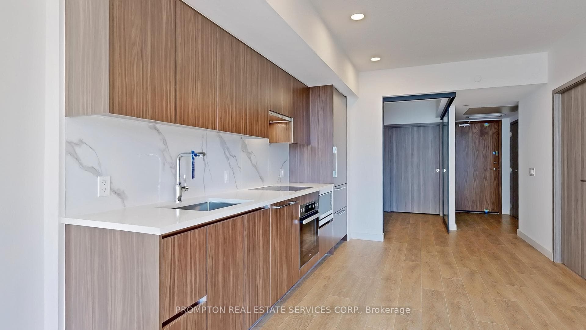 1 Concord Cityplace Way Unit 612 photo 4