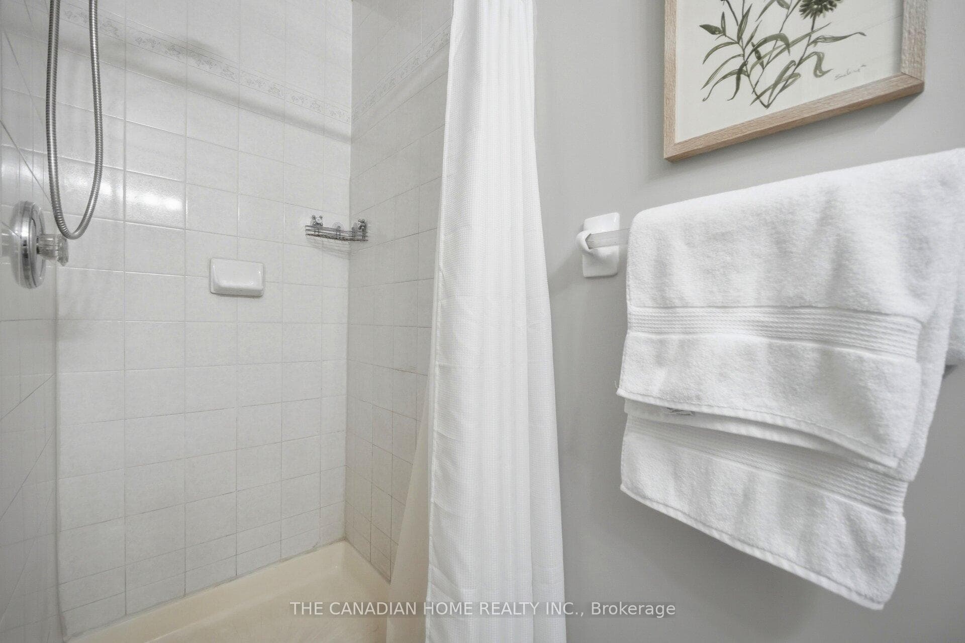 9482 Sheppard Avenue photo 30