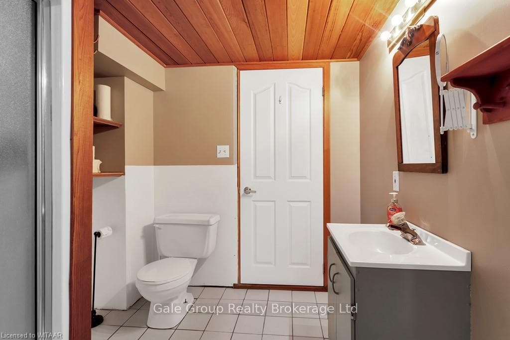 664 SHENSTONE Avenue photo 22