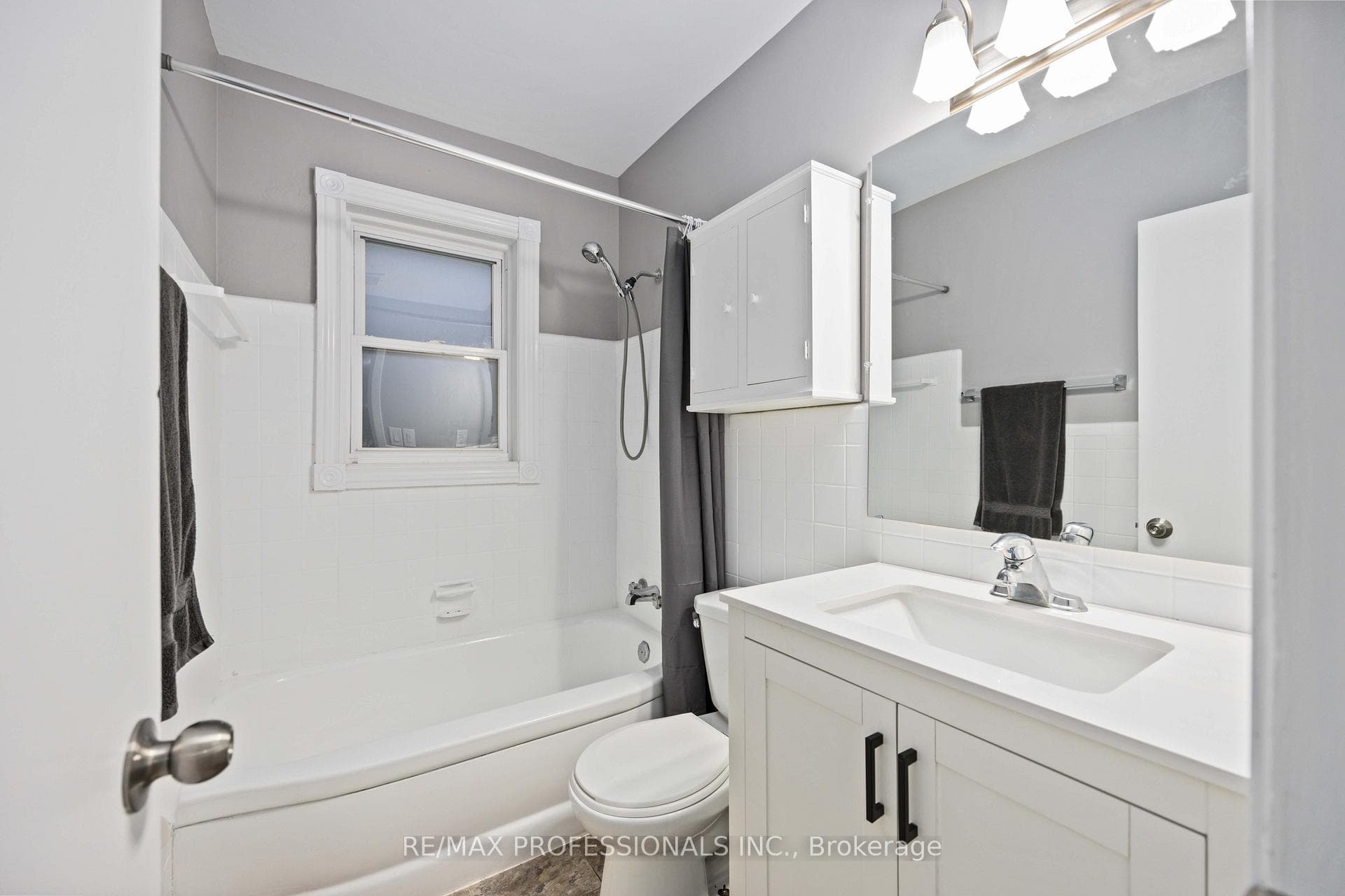 89 Jessie Street photo 13