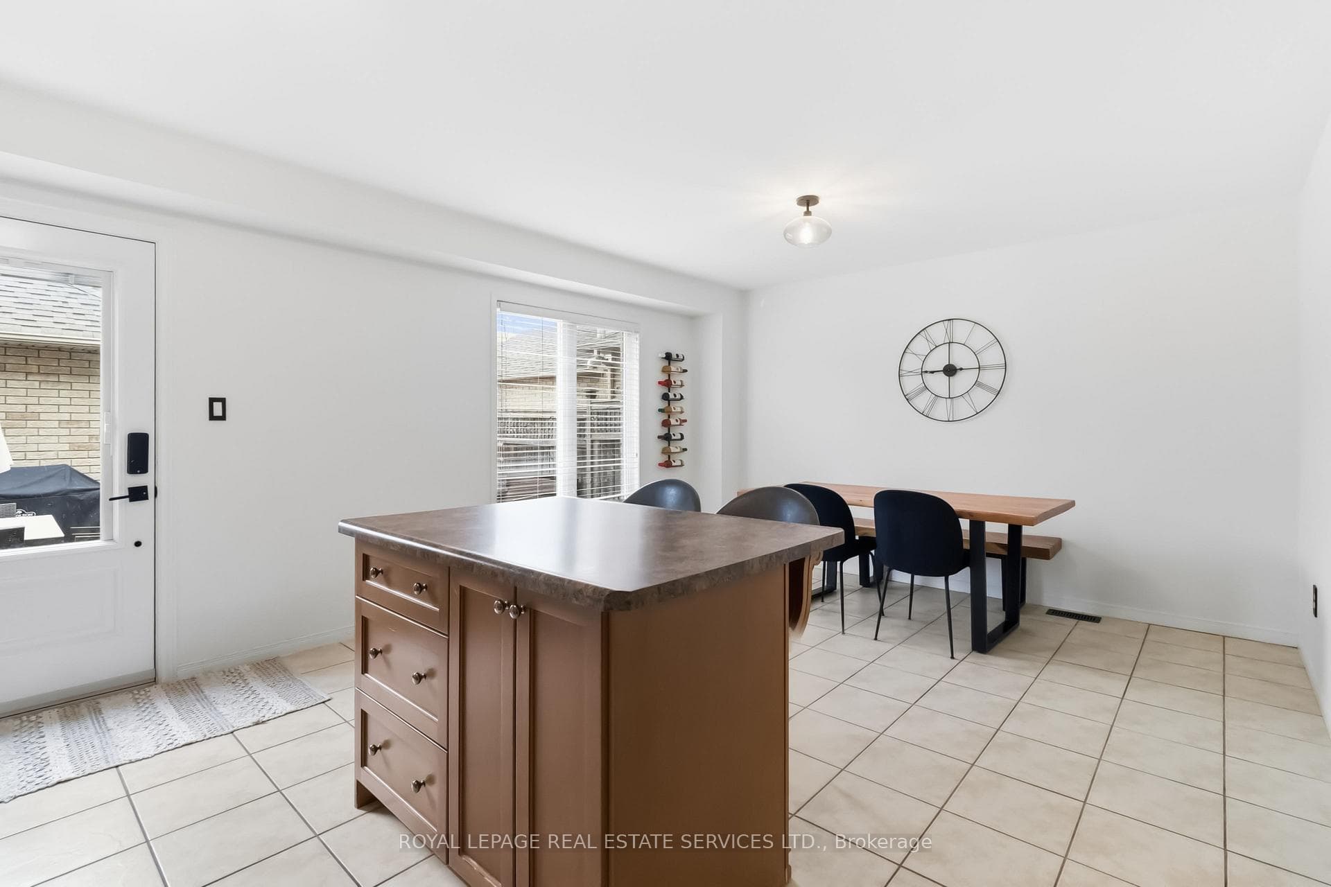 2189 Postmaster Drive Unit 36 photo 15