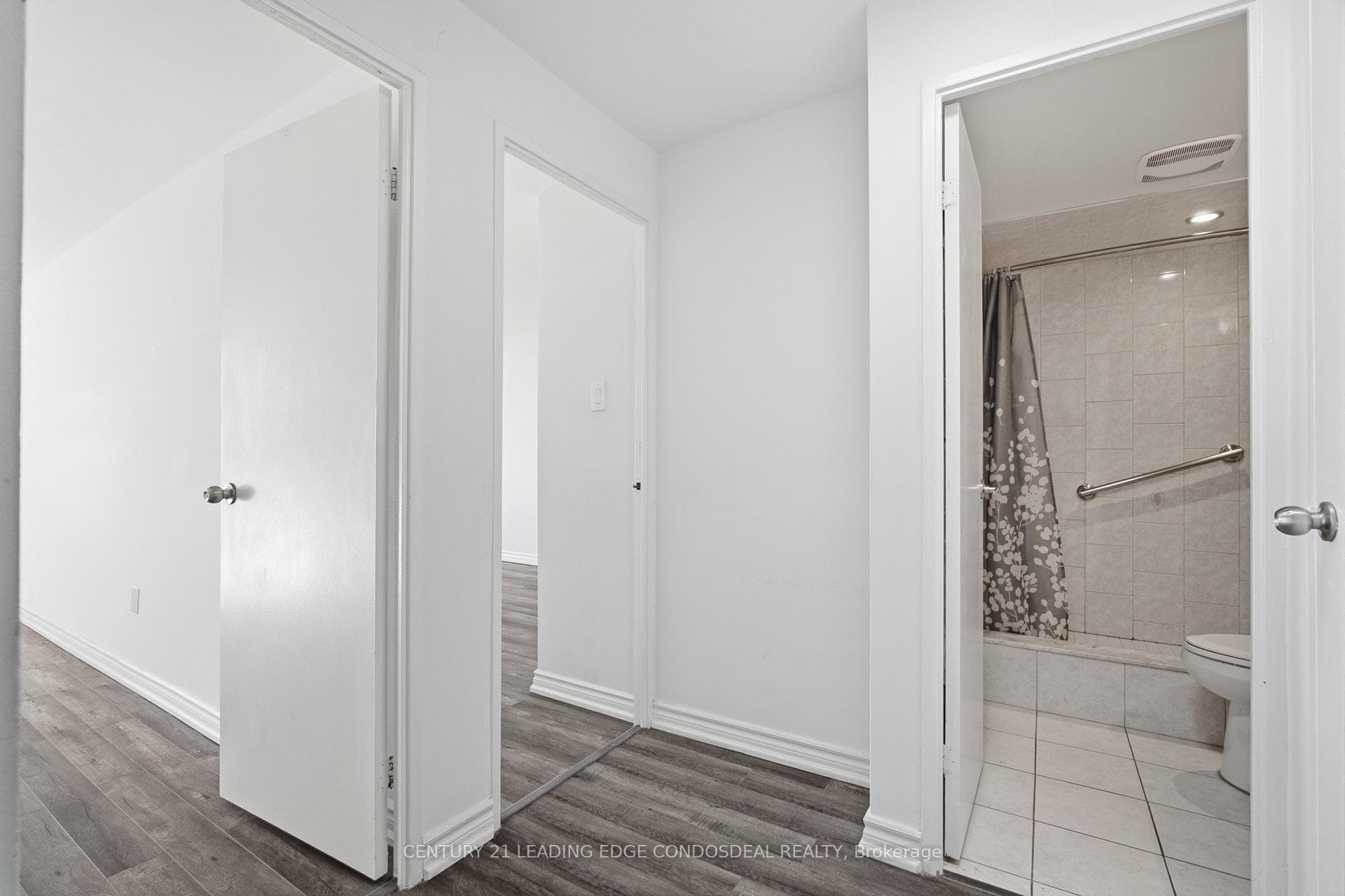 270 Palmdale Drive Unit 1508 photo 21