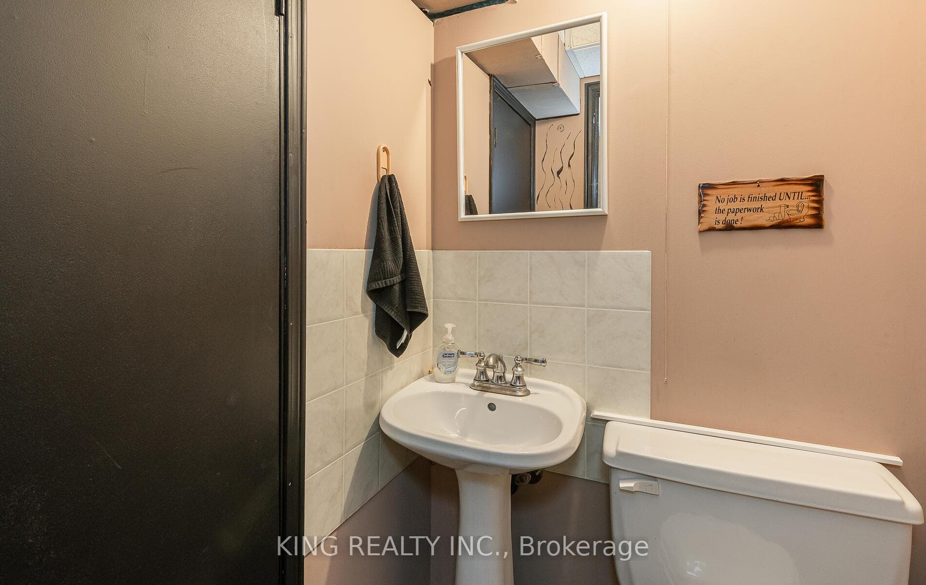4535 Gatineau Avenue photo 26